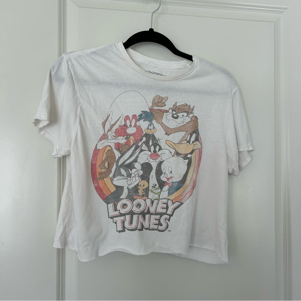 Looney tunes white vintage inspired tshirt 100% cotton cropped